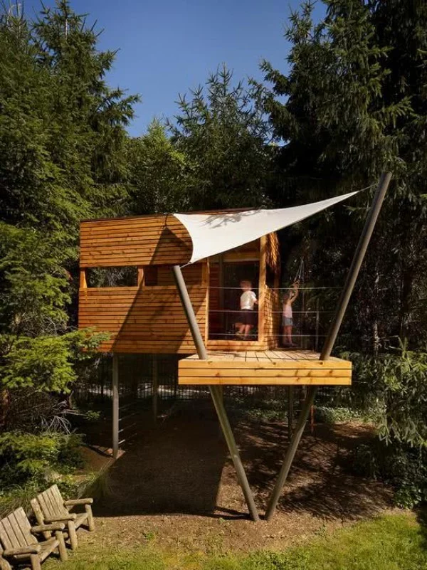 Holz konstruktion - baumhaus