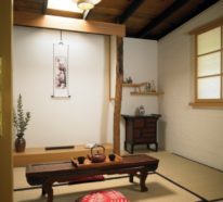 Ein japanisches Wohnzimmer strahlt Ruhe und edle Schlichtheit aus