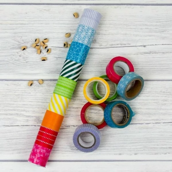kreative Bastelideen mit Washi Tape Regenmacher basteln verschiedene Materielien verwenden