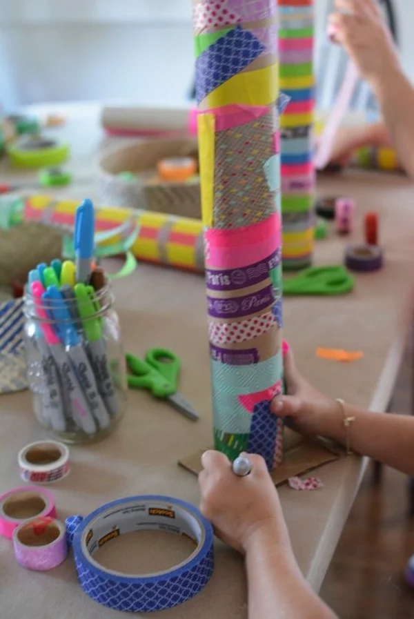 kreatives DIY Projekt Regenmacher basteln bunt und beliebig mit Washi Tape bekleben