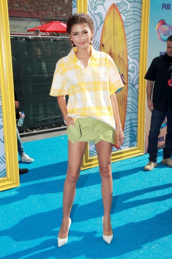 Teen Choice Awards - gelbes Outfit