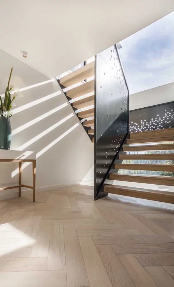 Treppengestaltung - Metall und Holztreppen