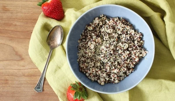 basisches frühstück mit quinoa