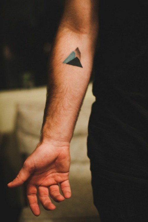 geometrische kleine tattoos männer unterarm