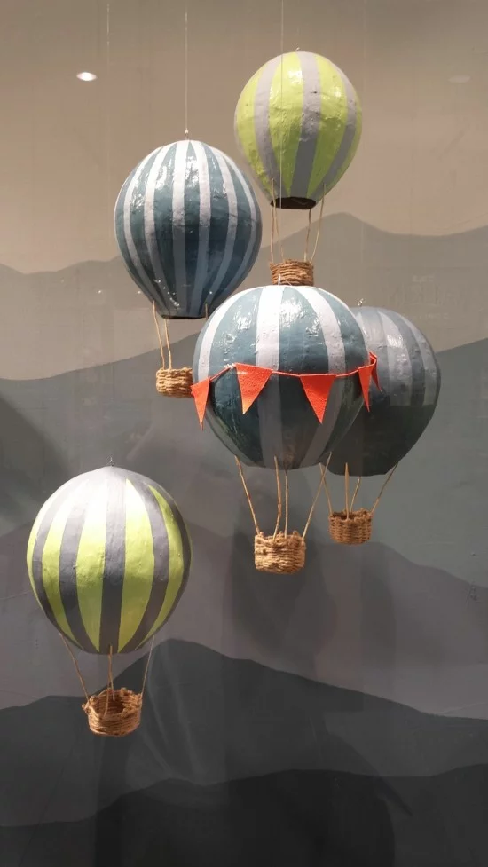heißluftballon basteln coole bastelidee mit pappmaschee