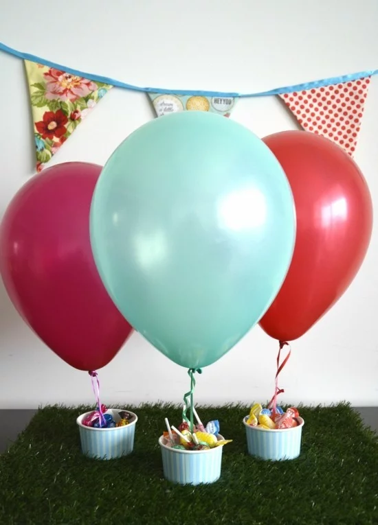 kindergeburtstag deko ideen heißluftballon basteln mit luftballons