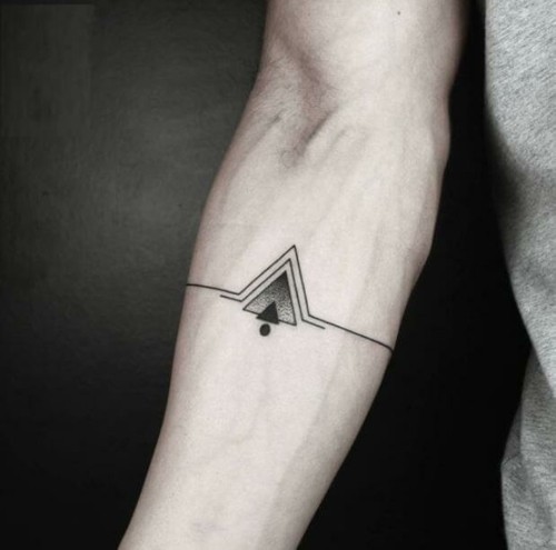 Dreiecke tattoo bedeutung geometrische Bedeutung von