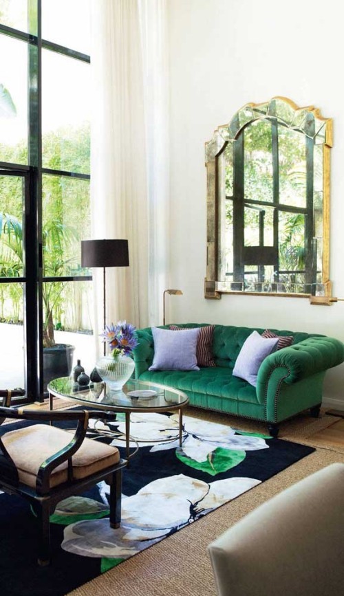 Inneneinrichtung grüner akzent sofa retro