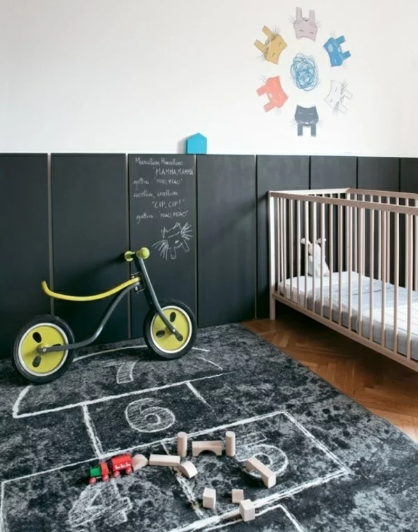 Kinderzimmer Boden Tafelfarbe kreative Wandgestaltung Tafelfolie