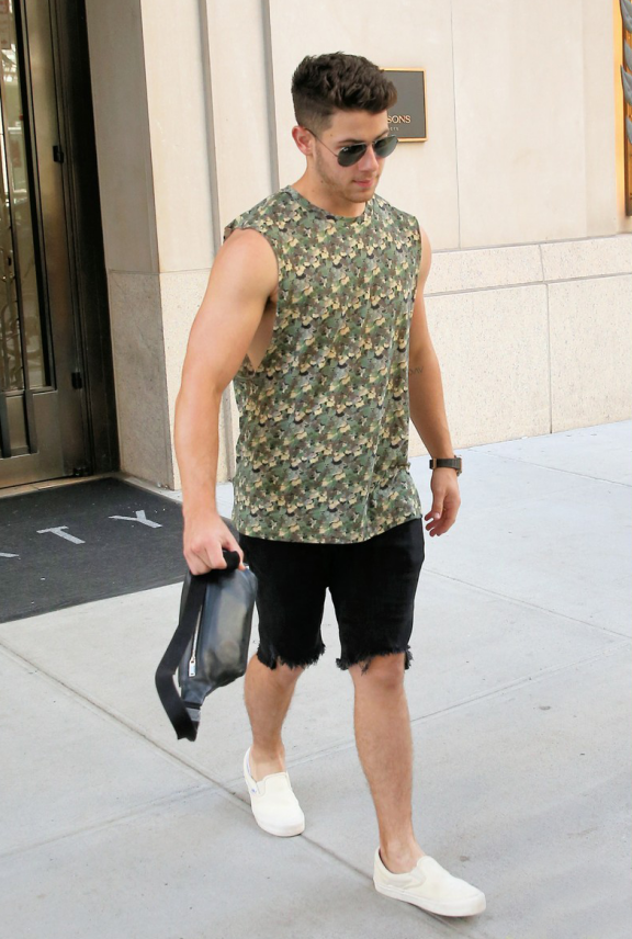Nick Jonas - tolles Outfit