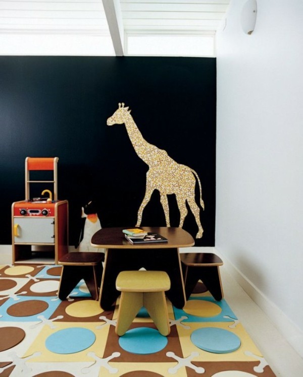 Tafelfarbe kreative Wandgestaltung Tafelfolie Kinderzimmer Möbel Giraffe