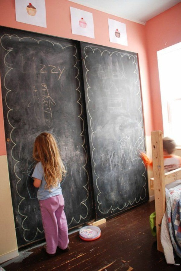 Wände streichen Tafelfarbe Kinderzimmer Wand Kreide malen