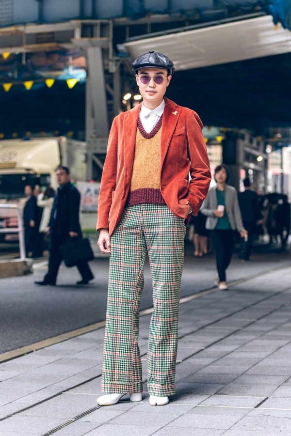 Beige Oberteil - tolle Idee - Männer Trends - Tokyo Fashion Week - Modetrends Street Fashion
