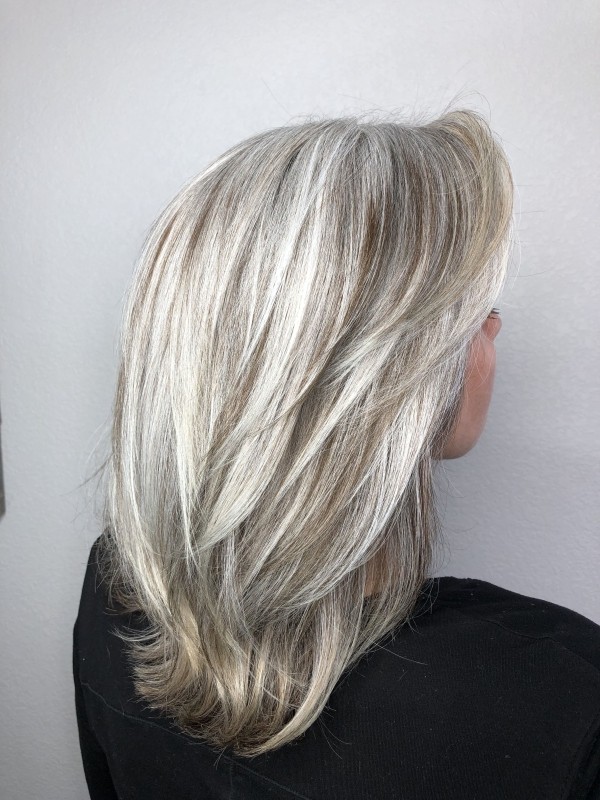 Haare grau färben - sehr schöner Schnitt