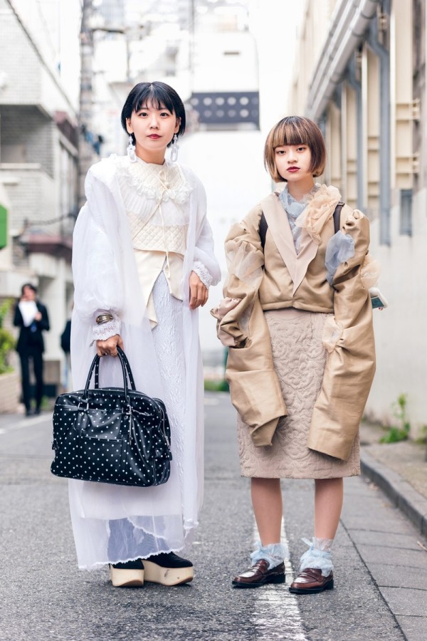 Modetrends Street Fashion - Beige und Weiß - Damen Trends
