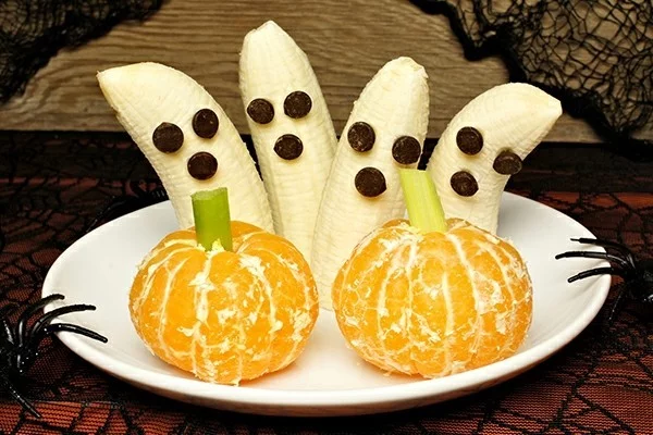gesunde halloween ideen bananen gespenster