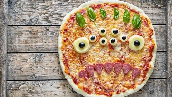 monster pizza belag ideen halloween