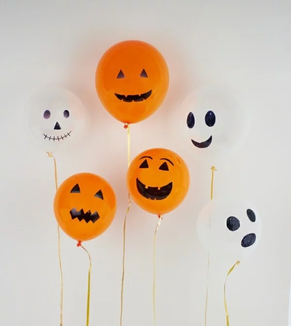 weiße orange luftballons halloween deko ideen