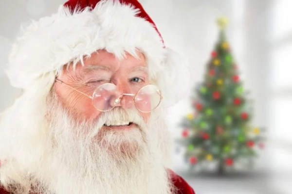 kostenlose Hotlines für den Weihnachtsmann anrufen frohe Weihnachten für Kinder mit vielen Geschenken