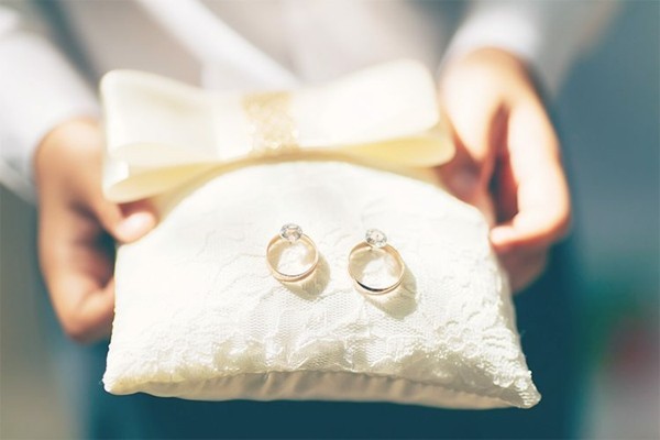 Hochzeitsbräuche Ringträger Hochzeit heiraten Tradition
