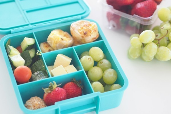 Lunchbox Kinder gesundes Mittagessen TraubenFingerfoods kreativ gestalten