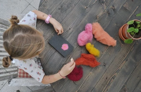 Nassfilzen Filzen Basteln mit Kindern Filzwolle Kinder DIY Projekte