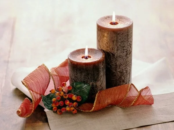 Naturmaterialien - Kerzen dekorieren - weihnachten ideen