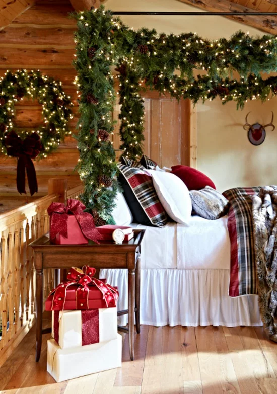 Schlafzimmer weihnachtlich dekorieren Wohlfühloase schaffen weißes Bettzeug rot