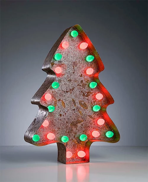  kleiner DIY Weihnachtsbaum mit eingebauten Lichtern