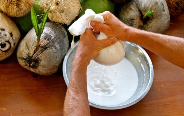 Kokosnussmilch herstellen Käsetuch Kokosnuss Produkte