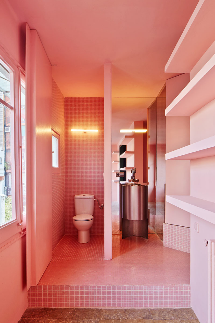 Mehr Farbe im Interieur Rosa passende Farbe fürs Bad und WC