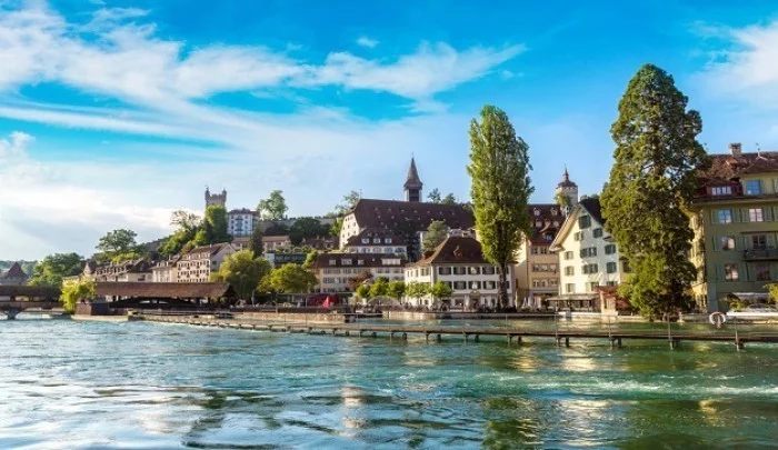 Urlaub 2019 Altstadt Luzern Fluss Reuss