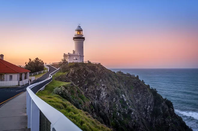 Australien 7 Sehenswürdigkeiten Leuchtturm in Byron Bay atemberaubende Aussicht