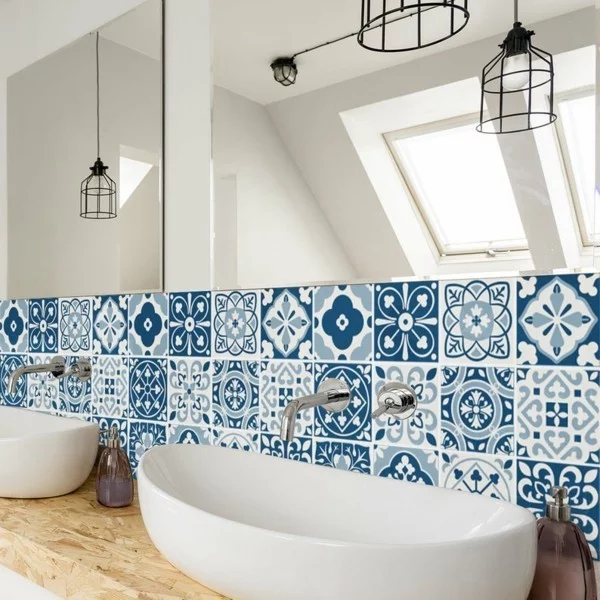 Fliesenaufkleber Badezimmer Waschbecken Rückwand blau Muster