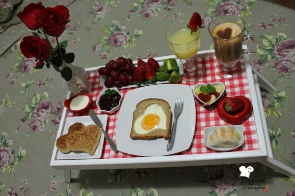 Valentinstag Frühstück im Bett Ideen