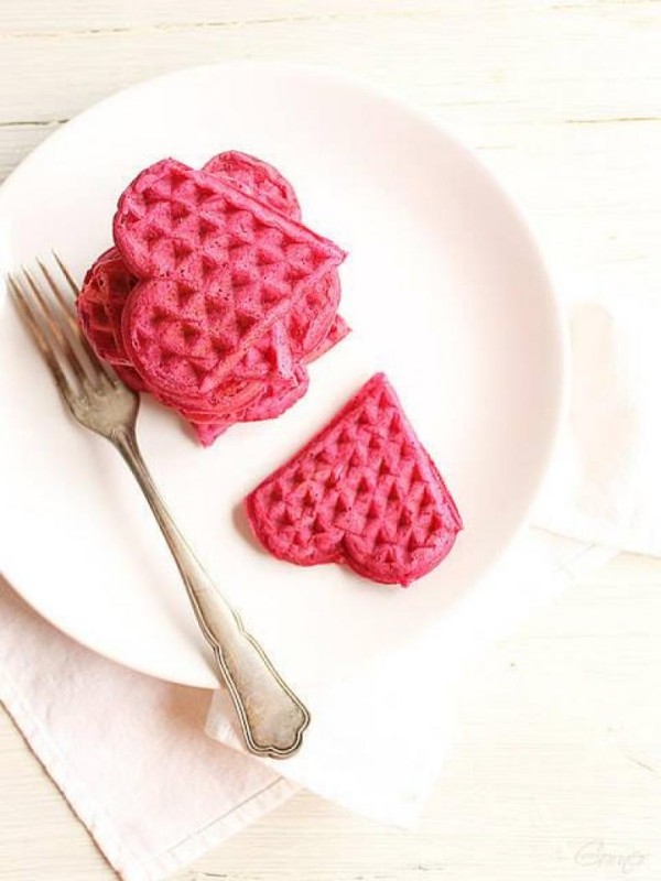 Valentinstag Frühstück - rosarote Waffeln - Inspiration
