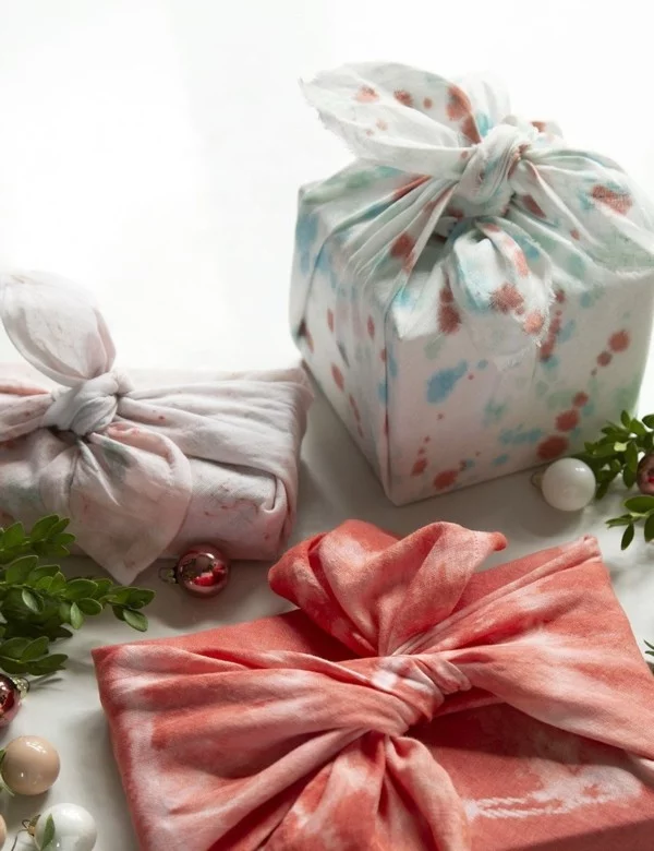 geschenke verpacken mit furoshiki tuch