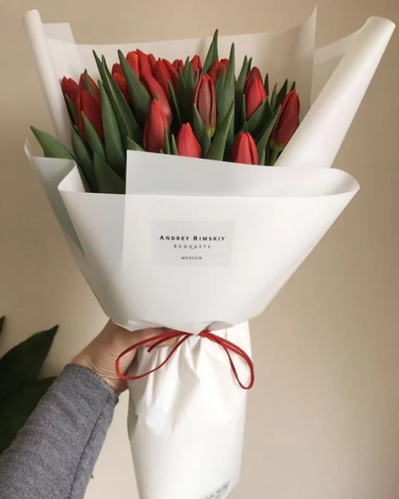 Blumen zum Valentinstag rote Tulpen Bouquet stehen für tiefe Zuneigung