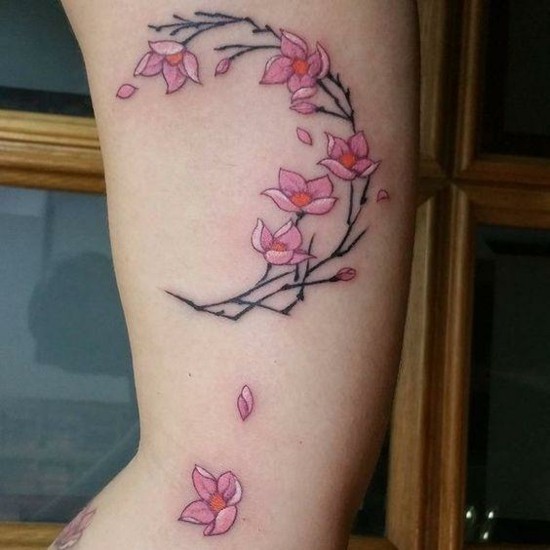 kirschblüten tattoo arm