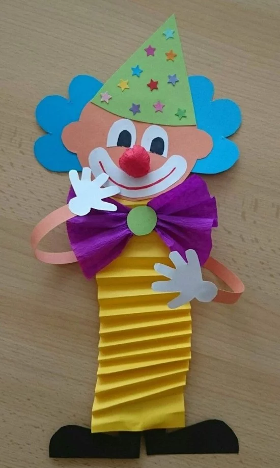 papierclown basteln mit kindern zum karneval