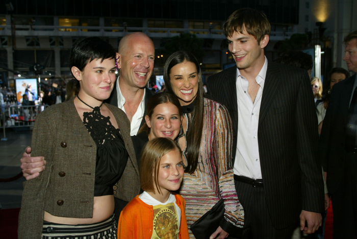 Bruce Willis Hollywood Star feiert 65. Geburtstag mit Demi Moore drei Töchter Ashton Kutcher eine Patch-Work-Familie