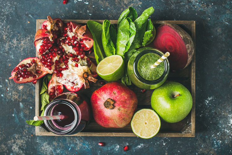  Υγιεινή και ισορροπημένη κατανάλωση σε περιόδους κρίσης κορώνας Παρασκευάστε ομαλά Πράσινο μήλο Rite Καρποί πράσινα Φυλλώδη λαχανικά Ρόδι 