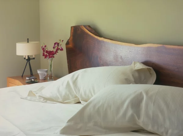 Milben im Bett Bettmilben bekämpfen Hausmittel Tipps