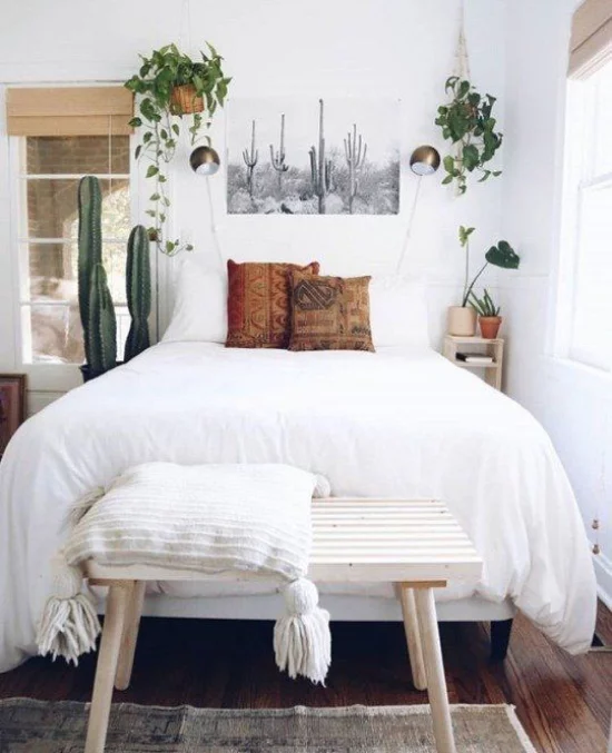 Schlafzimmer luxuriöse Touches grüne Zimmerpflanzen eine natürliche Note ins Ambiente bringen
