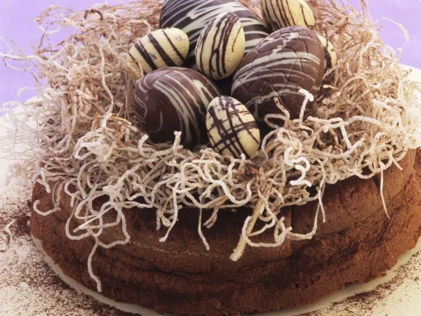 Torte für Ostern Kuchen Schockoladeneier DIY Ideen
