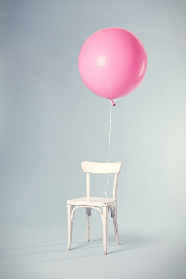 Östrogenmangel Symptome niedriger Östrogenspiegel rosa Ballon Stuhl