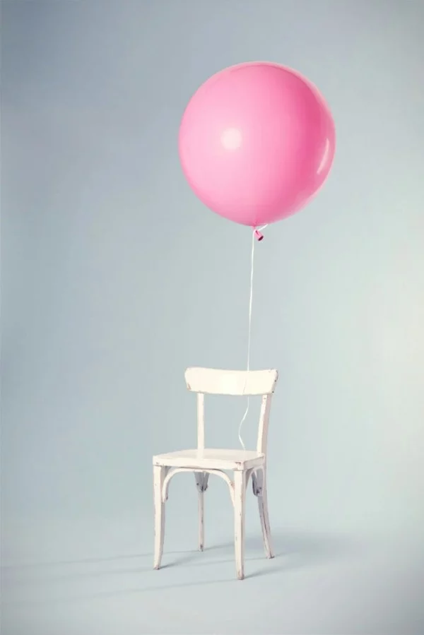 Östrogenmangel Symptome niedriger Östrogenspiegel rosa Ballon Stuhl
