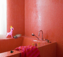 Kühne Gestaltungsideen für bezaubernde Badezimmer in Rot