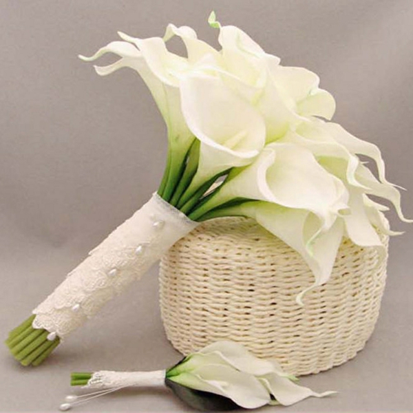 Calla Blume Blumenstrauß weiß Hochzeitdeko Brautstrauß