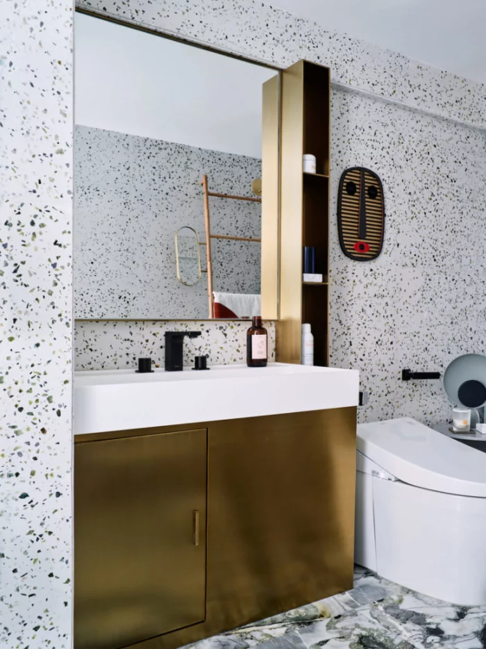 Designerwohnung in China Badezimmer Waschtischschrank mit einem goldenen Finish Blickfang